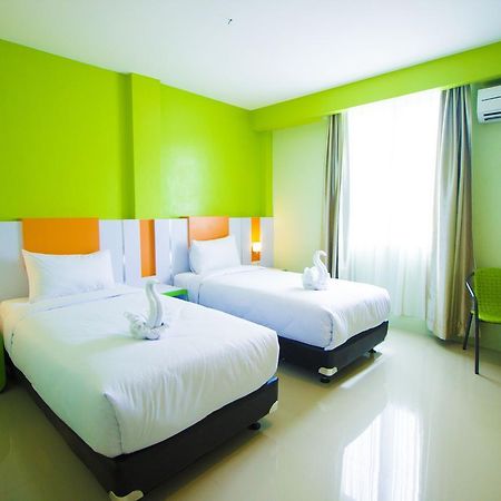 Hannah Hotel Syariah Painan Exteriör bild